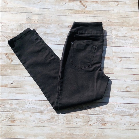 PECK & PECK JEANS. Size 6 petite. - Picture 3 of 10